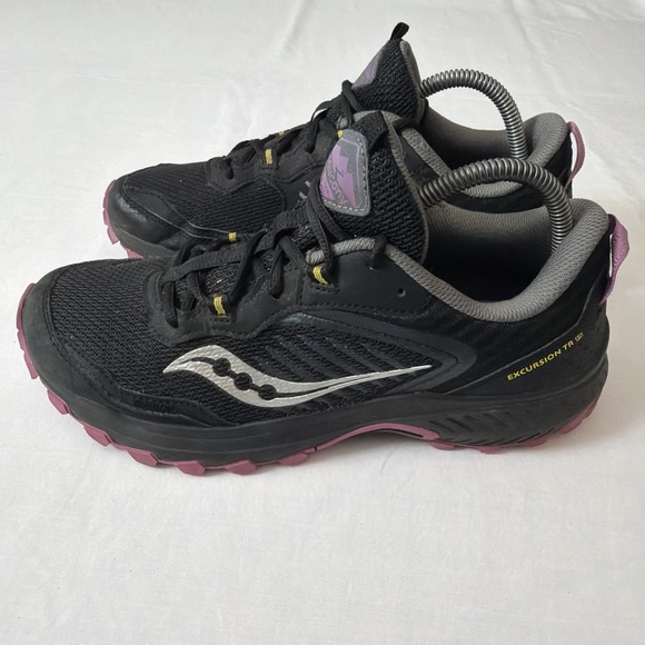 Saucony Shoes - Saucony Excursion TR 15 Shoes Womens Sz 10‎ Black Pink S10668-34 Trail Running